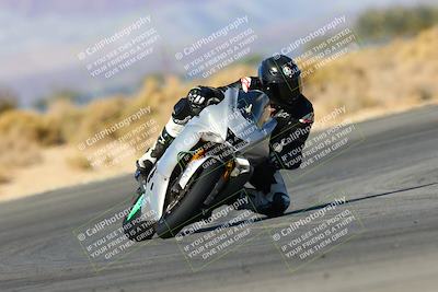 media/Jan-09-2022-SoCal Trackdays (Sun) [[2b1fec8404]]/Turn 16 (11am)/